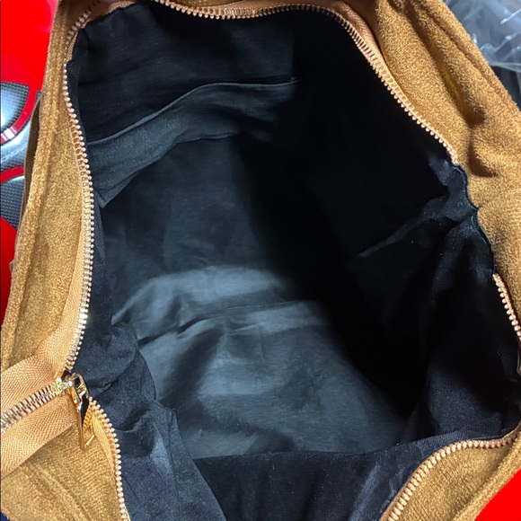 Howdy y’all! 👋🏽- Fringe Suede Shoulder Bag - Tan - Picture 5 of 5